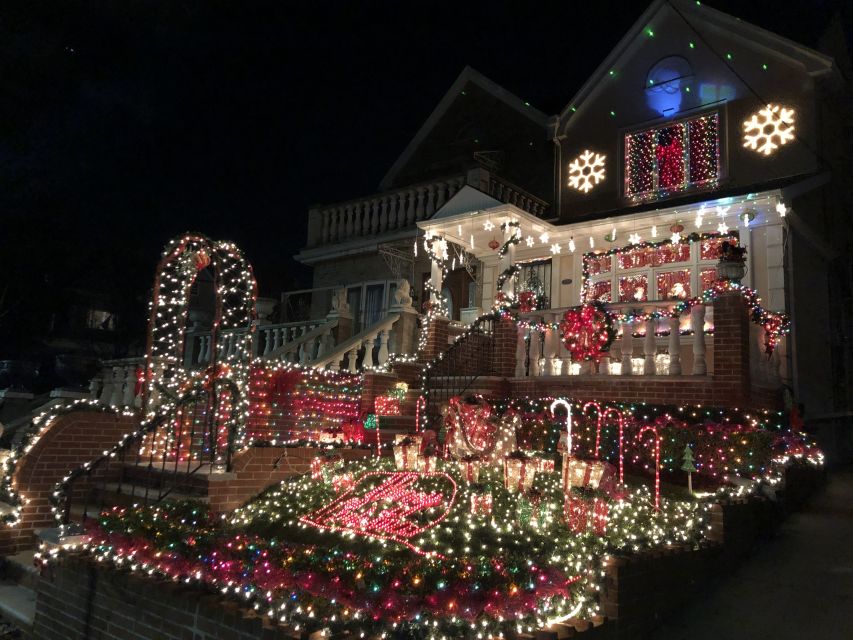 New York City: Dyker Heights Christmas Lights Tour - Bay Ridge gives you a skyline pause