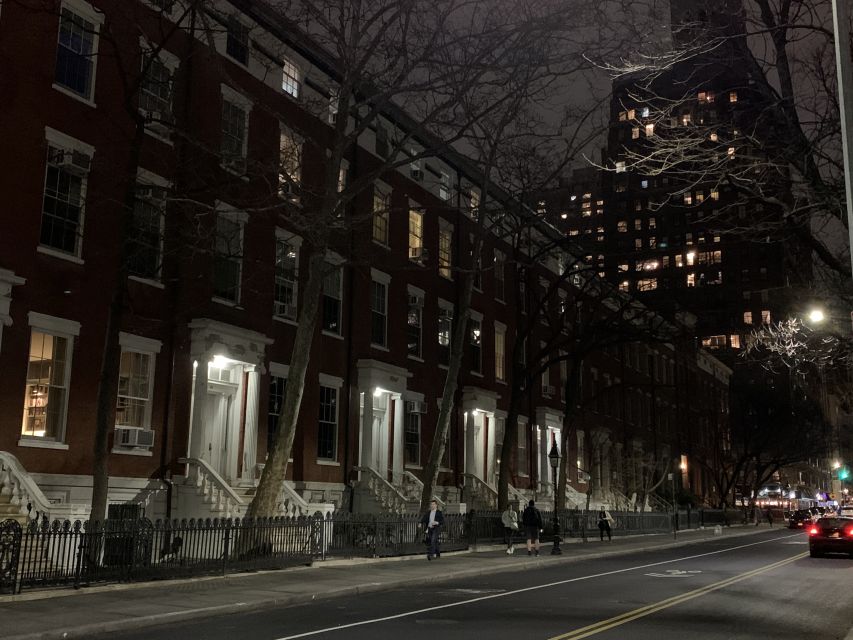 New York City: Gangsters and Ghosts 2-Hour Walking Tour - Key points at a glance
