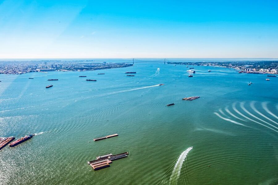 New York City: Manhattan Helicopter Tour - Who should book this flight?