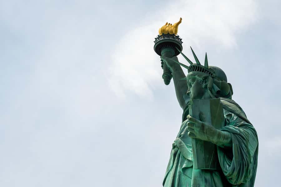 New York City: Statue of Liberty & Ellis Island Guided Tour - Ellis Island and the immigration museum