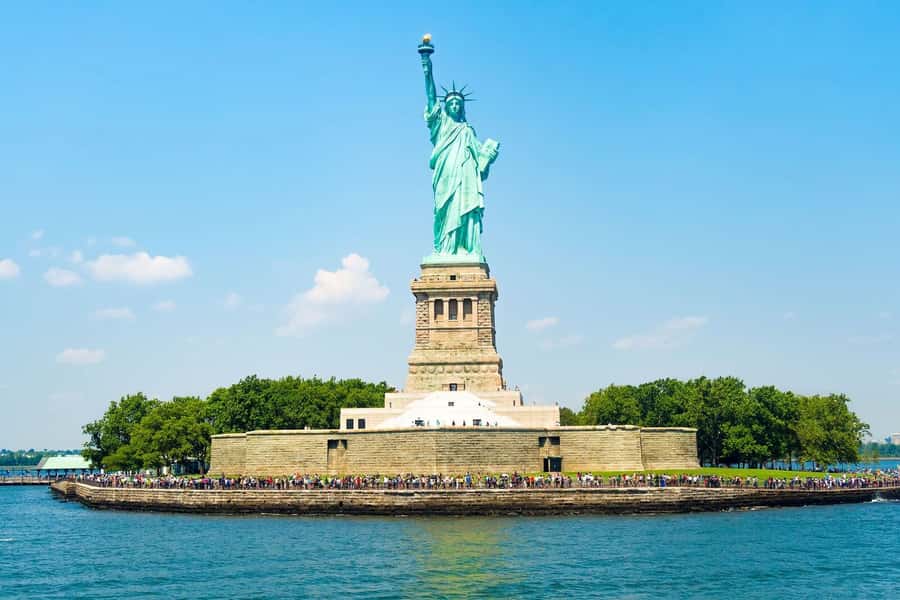 New York City: Statue of Liberty & Ellis Island Guided Tour - Should you book this Statue of Liberty tour?