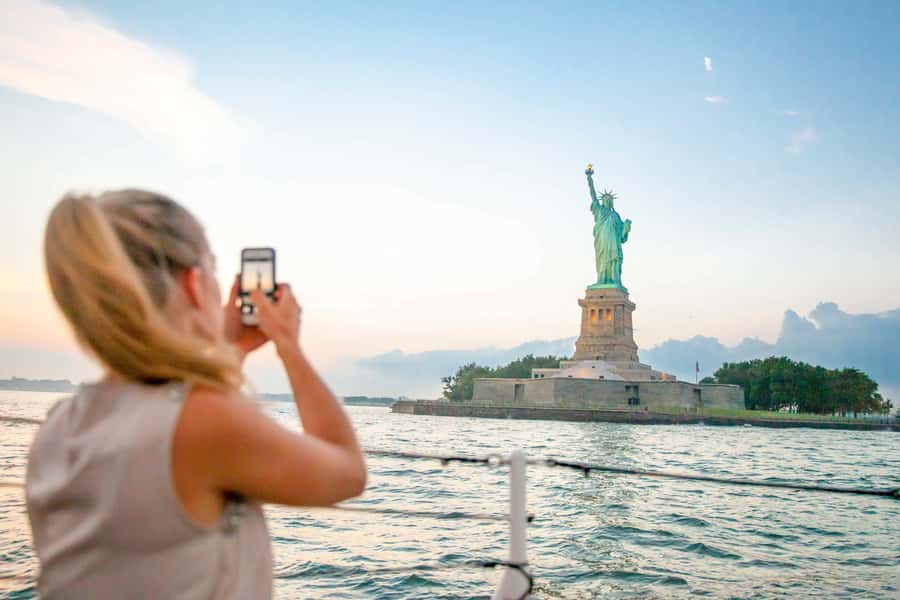 New York City: Statue of Liberty & Ellis Island with Ferry - Starting at Liberty State Park in Jersey City