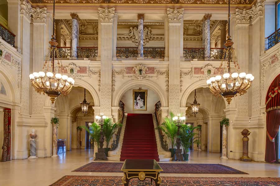 Newport: Newport Mansions Ticket - 1 or 2 Mansions - Why The Breakers deserves first place