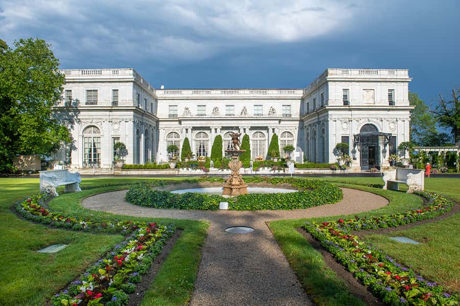 Newport: Newport Mansions Ticket - 1 or 2 Mansions - What the setting adds to the visit