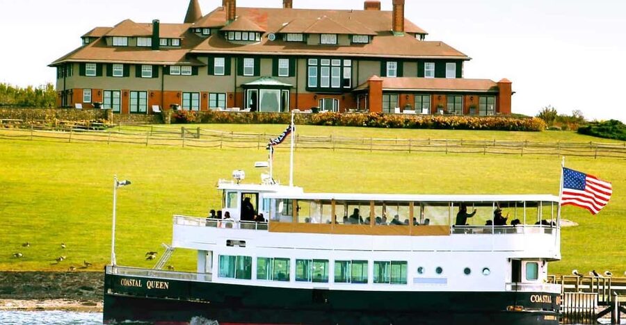 Newport, Rhode Island: Scenic Narragansett Bay Cruise - Weather, timing, and comfort
