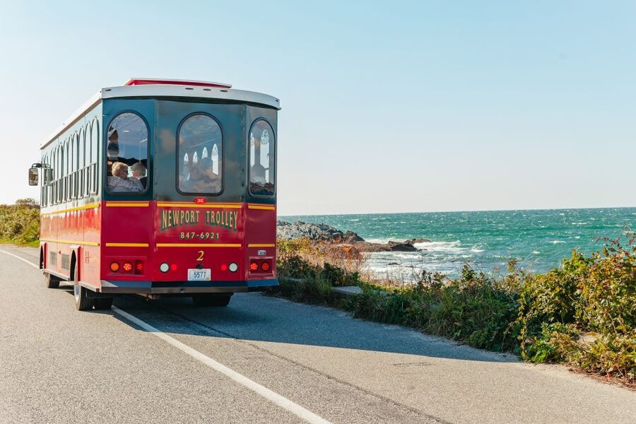 Newport: Scenic Trolley Tour - What the guide adds to the ride