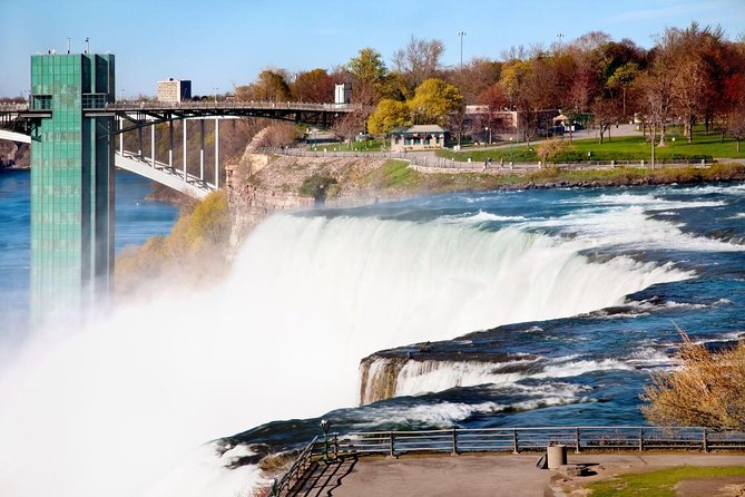 Niagara Falls 1 Day Tour from NYC with Maid of the Mist Boat Ride - Guides, group size, and the human side of the day