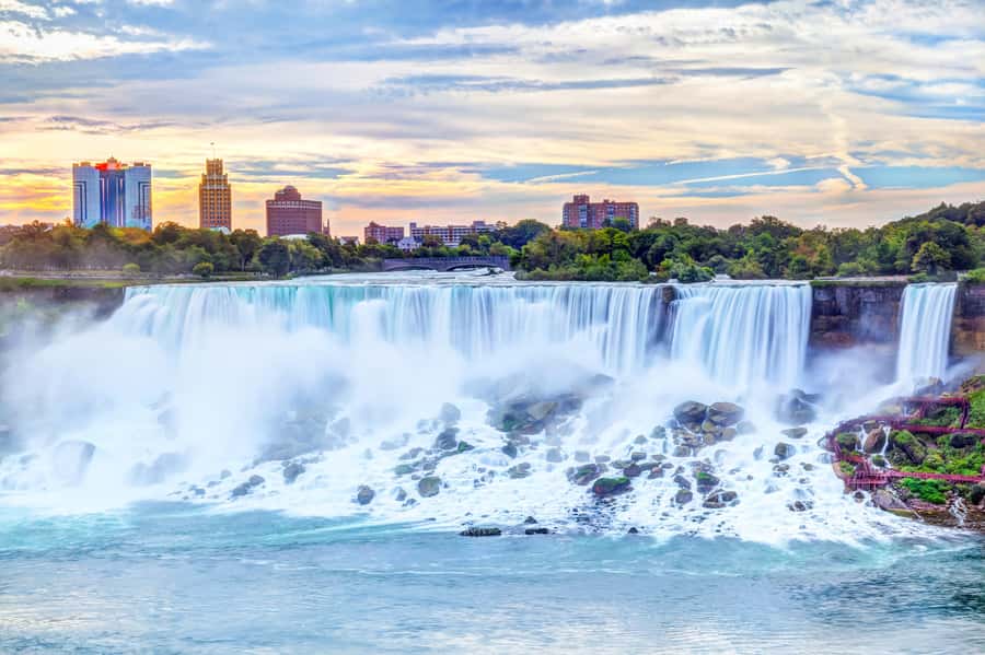 Niagara Falls: Canadian Side Day Trip with Maid of The Mist - Table Rock and the Canadian Horseshoe Falls