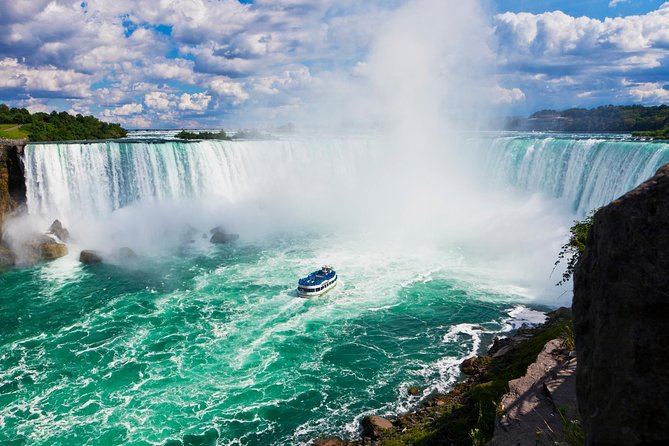 Niagara Falls Canadian Side Tour and Maid of the Mist Boat Ride Option - The gorge, rapids, and smaller stops fill in the story