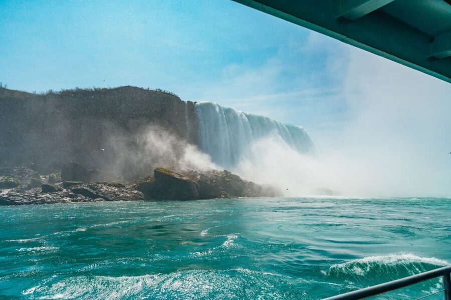 Niagara Falls, USA: American Tour & Maid of The Mist - Pickup keeps the morning simple