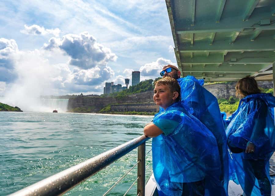 Niagara Falls USA: Cave of the Winds & Maid of the Mist Ride - Starting with the Maid of the Mist