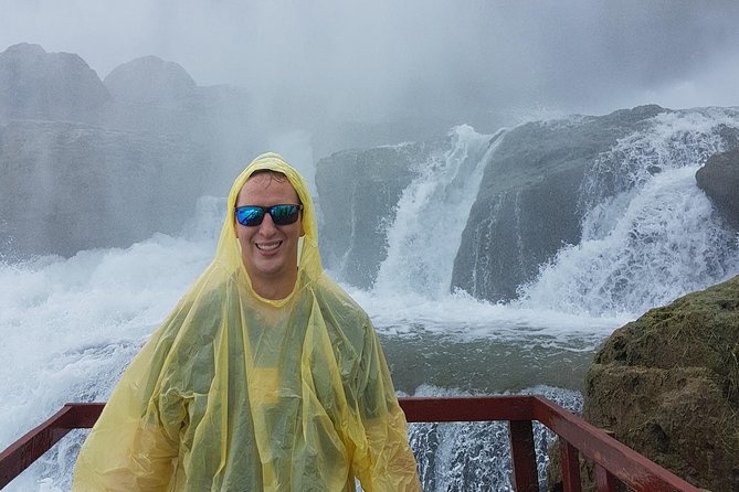 Niagara Falls USA: Maid of the Mist & Cave Adventure - Meeting Point, Group Size, and Seasonal Planning