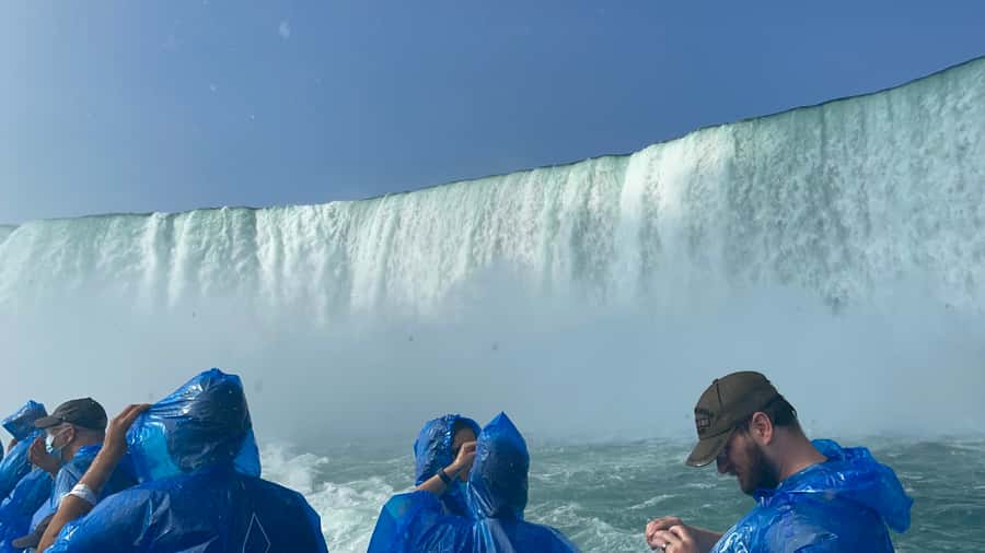Niagra Falls, USA Side: Boat, Cave and Shuttle pass Tour - Why this three-hour tour works well