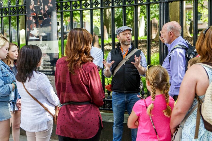 NYC: 9/11 Memorial Tour and Optional Observatory Ticket - St. Paul’s Chapel: a quiet opening