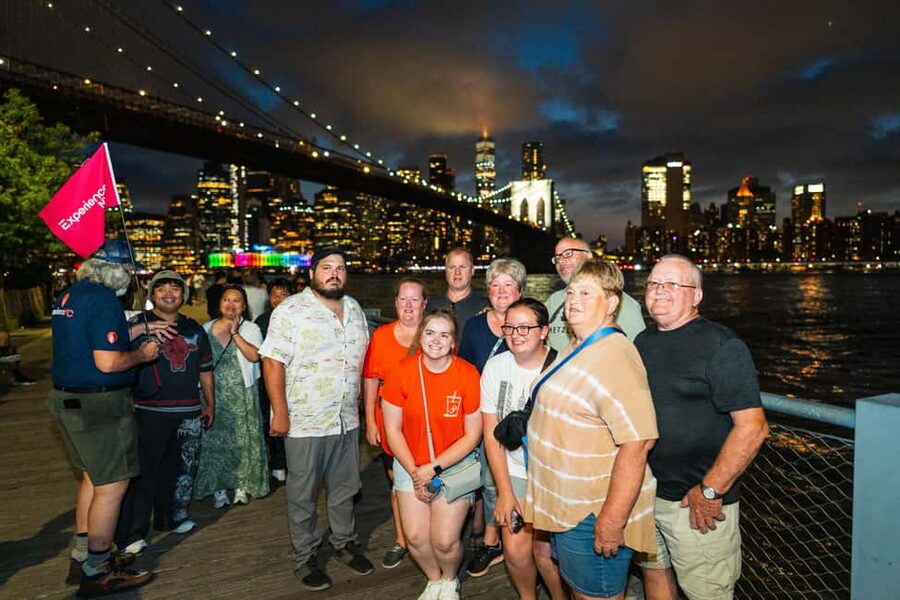 NYC at Night: 3-Hour Luxury Bus Tour of Top Highlights - Comfort, pacing, and the $42 value