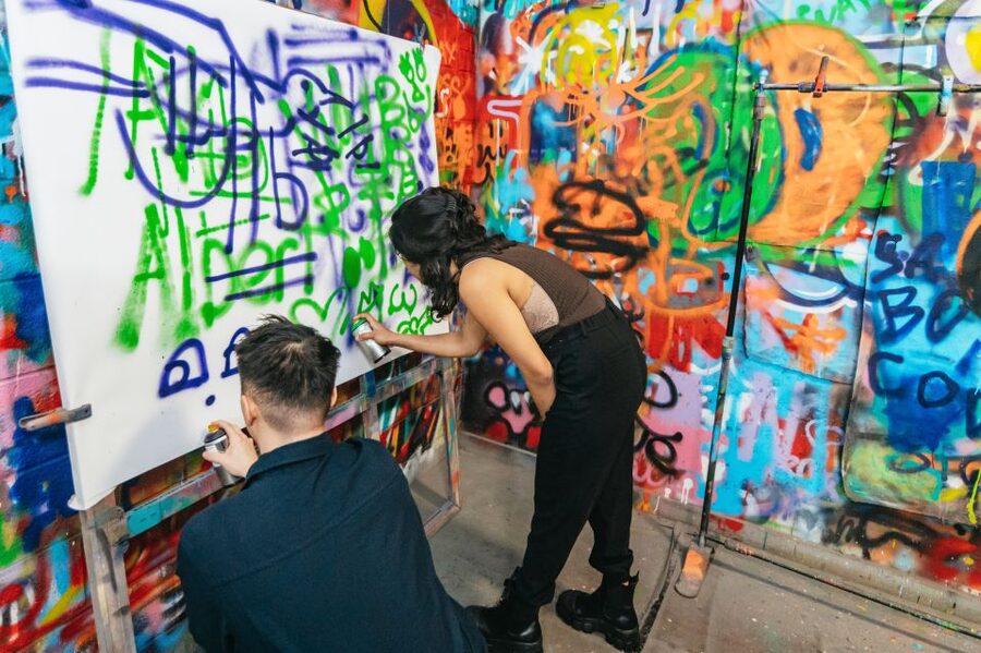 NYC: Brooklyn Graffiti Workshop with Local Artist - Arriving at 282 Meserole Street in Bushwick