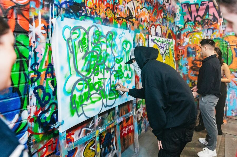 NYC: Brooklyn Graffiti Workshop with Local Artist - Is one hour enough for $45?