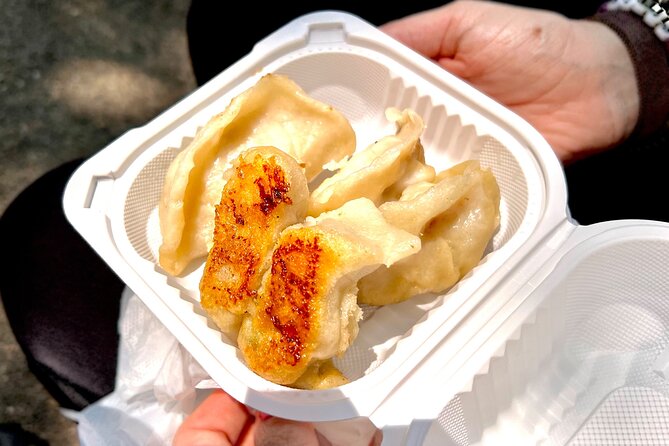 NYC: Chinatown & Little Italy Food Tour with 7 Flavorful Tastings - Little Italy and the classic New York-Italian stops