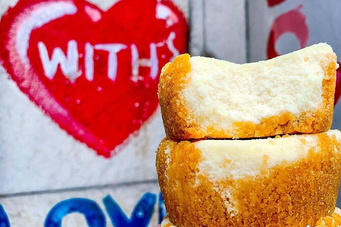 NYC: Chinatown & Little Italy Food Tour with 7 Flavorful Tastings - The guides make the difference