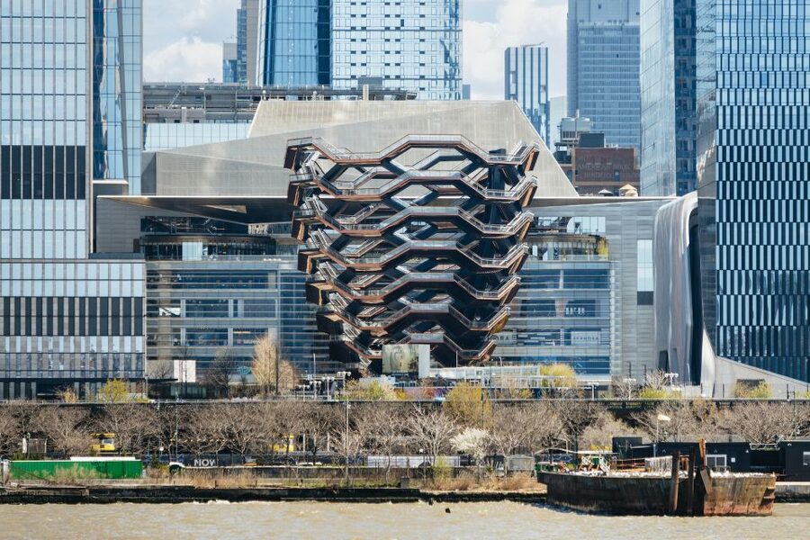 NYC: Circle Line 1.5-Hr Landmarks Skip-The-Box-Office Cruise - Ellis Island and New York’s gateway story