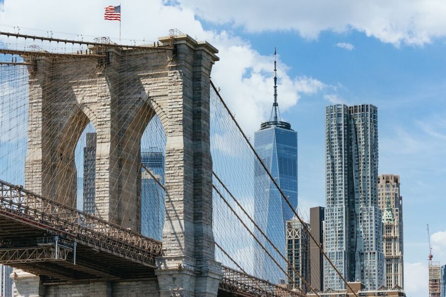 NYC: Circle Line 1.5-Hr Landmarks Skip-The-Box-Office Cruise - Under the Brooklyn, Manhattan, and Williamsburg Bridges