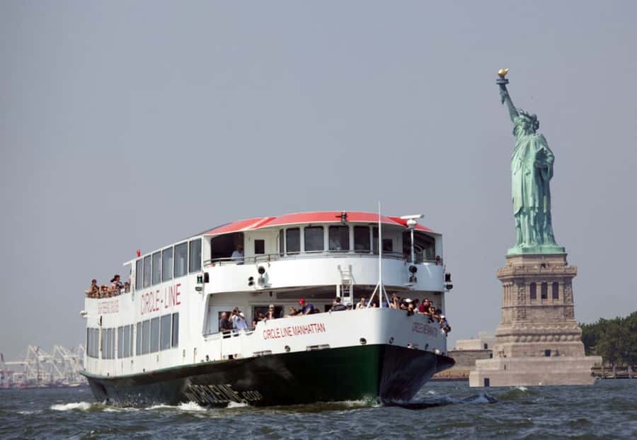 NYC: Circle Line 1-Hr Statue of Liberty Skip-The-Line Cruise - Seating, weather, and hearing the guide