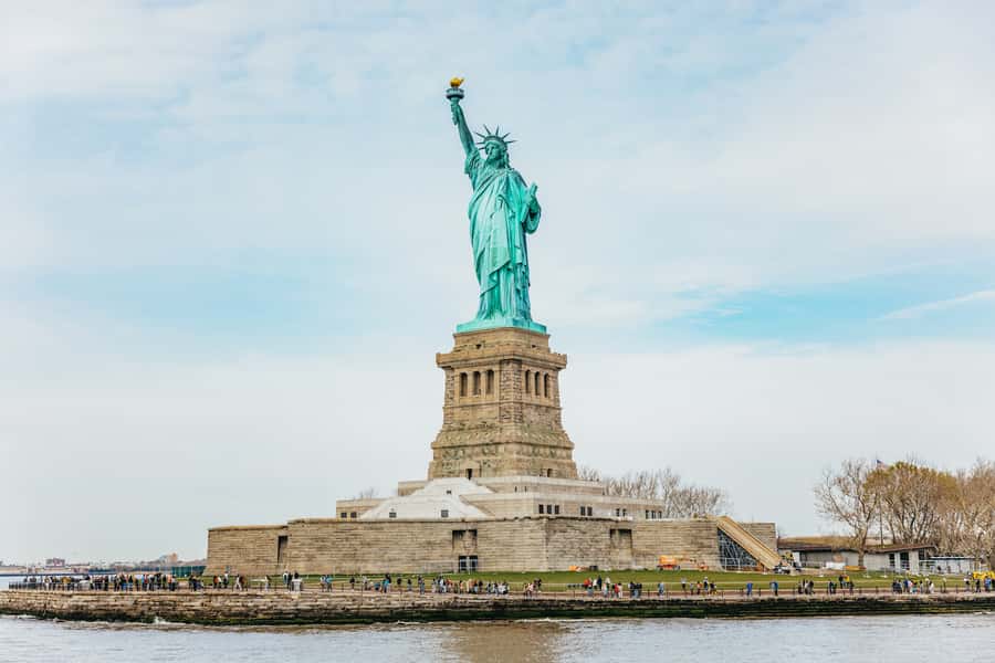 NYC: Circle Line 2.5 Hour Best of NYC Boat Cruise - Who should book this cruise?