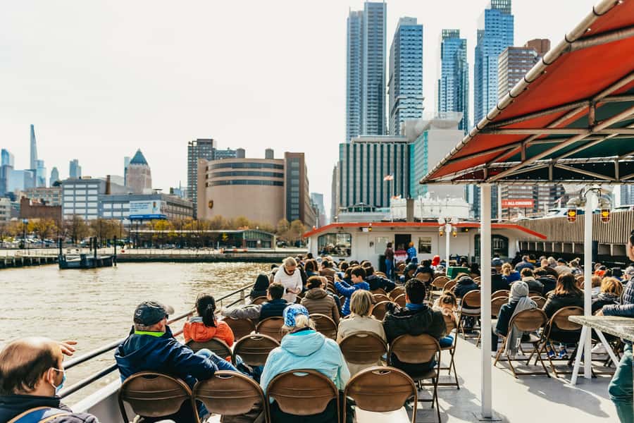 NYC: Circle Line 2.5 Hour Best of NYC Boat Cruise - Is $39 good value for New York?
