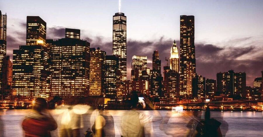 NYC: Circle Line 2h Harbor Lights Cruise Skip-The-Box-Office - High Line views and the first look at Lower Manhattan