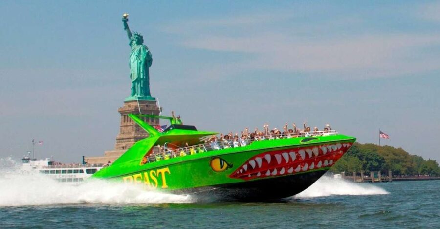 NYC: Circle Line "The Beast" Midtown/Downtown Speedboat Ride - Choosing Midtown or Downtown