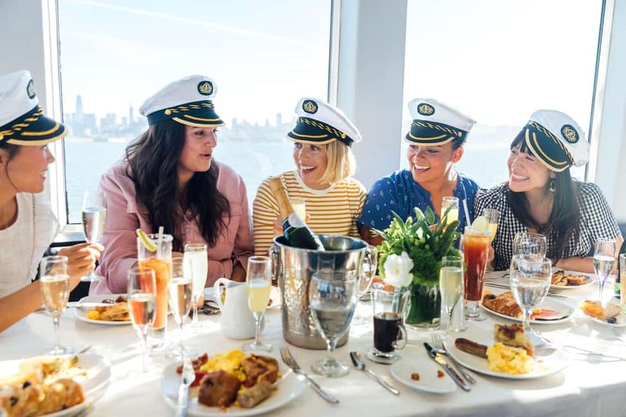 NYC: City Cruises Brunch, Lunch, or Dinner Buffet Cruise - Manhattan icons from the water