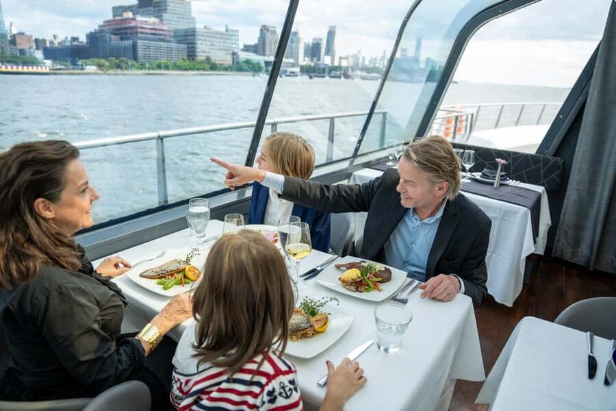 NYC: City Cruises Luxury Brunch, Lunch or Dinner Cruise - What dining onboard is really like