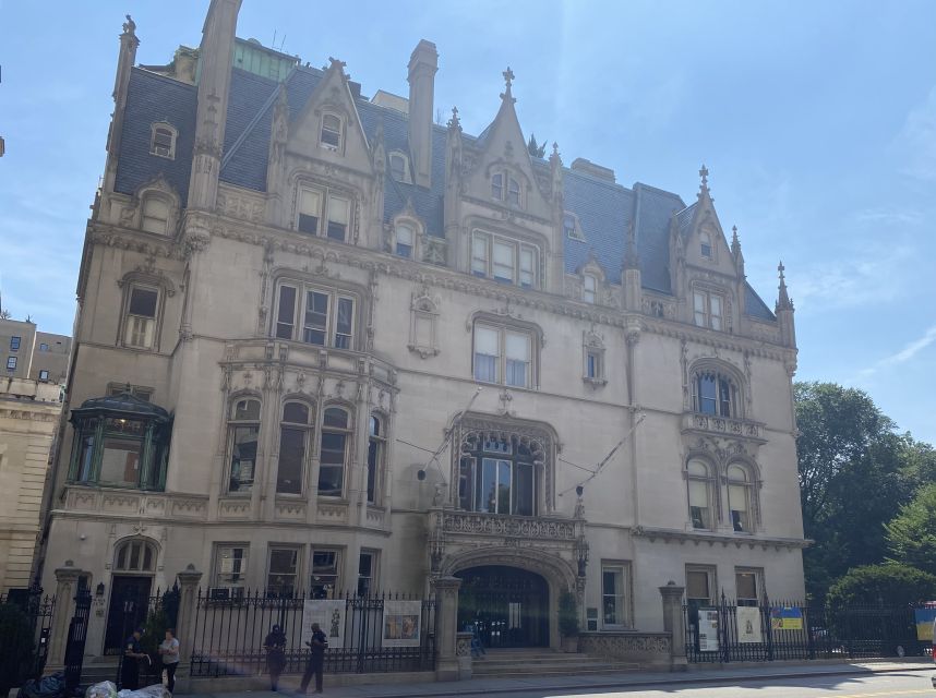 NYC: Gilded Age Mansions Guided Tour - Fifth Avenue when fortunes needed a front door