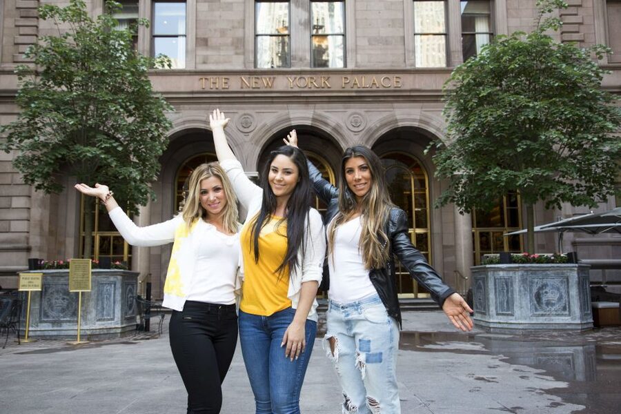 NYC: Gossip Girl Sites Bus Tour - Key points at a glance