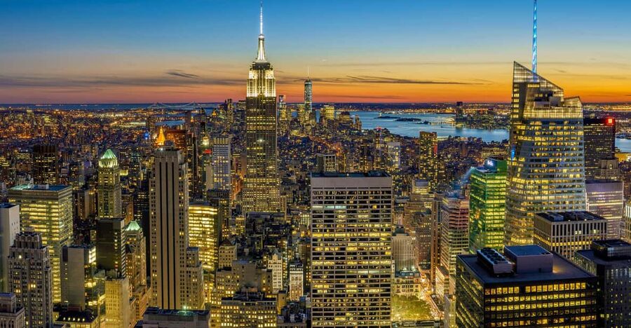 NYC: JFK Airport to Manhattan Private Transfer Up to 5pax - Price and value for groups of five