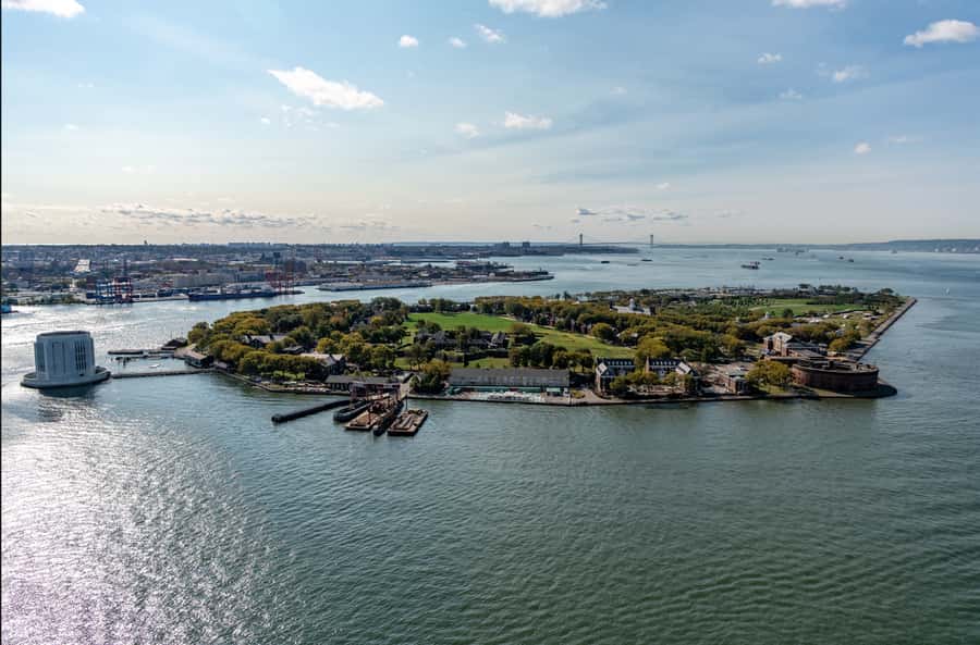 NYC: Manhattan Sightseeing Helicopter Tour - Final verdict: book it for the moving view