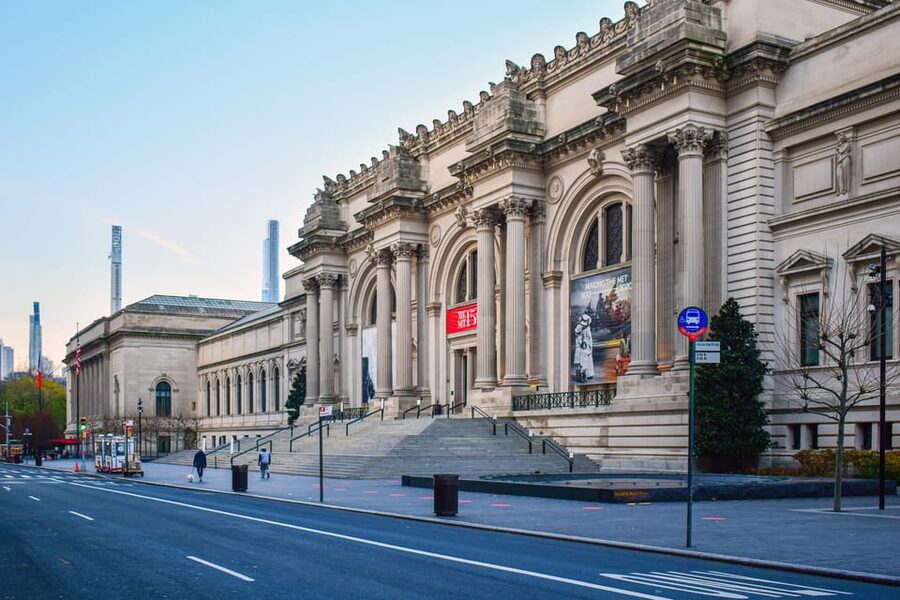 NYC: Metropolitan Museum of Art Highlights Tour - European paintings and the power of a good story