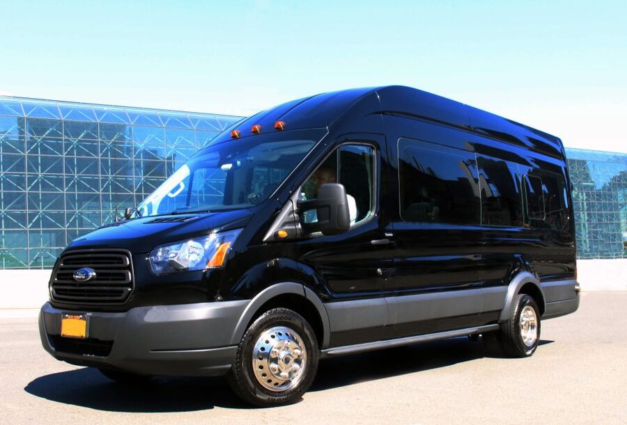 NYC: One-Way Transfer to/from JFK Airport and Manhattan - What the $35 JFK transfer actually gives you