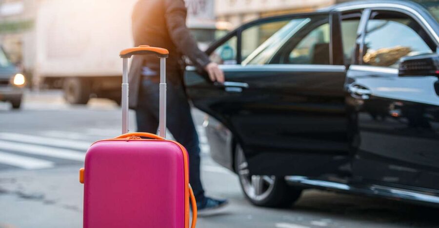 NYC: Private JFK Airport Transfer From/To Manhattan - Meeting your driver at JFK