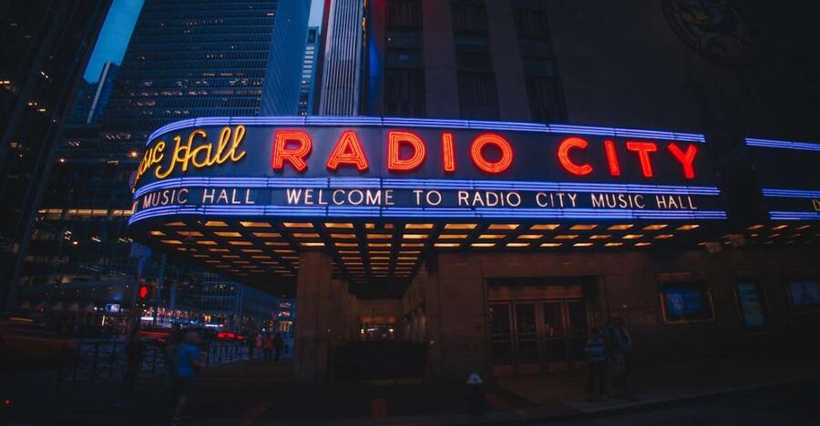 NYC: Radio City Music Hall Tour Experience - Why the Art Deco design deserves your attention