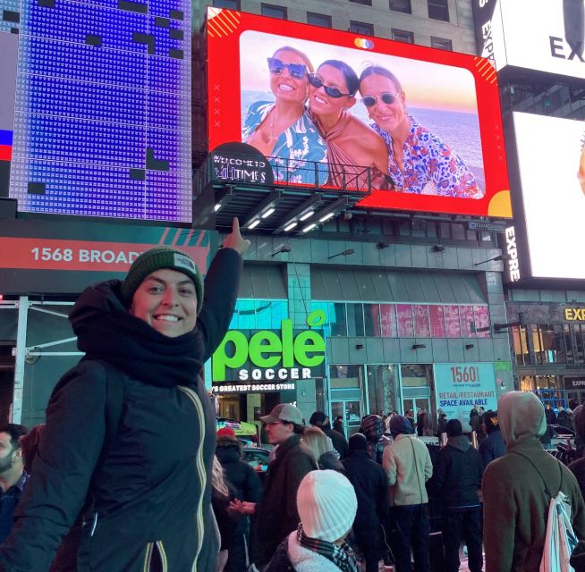 NYC: See Yourself on a Times Square Billboard for 24 Hours - Uploading your photo or video before the show