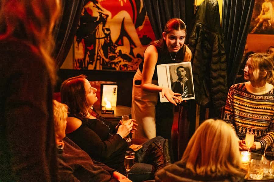 NYC: Speakeasy Drinks and Prohibition History Tour - Why the Prohibition theme works so well on foot