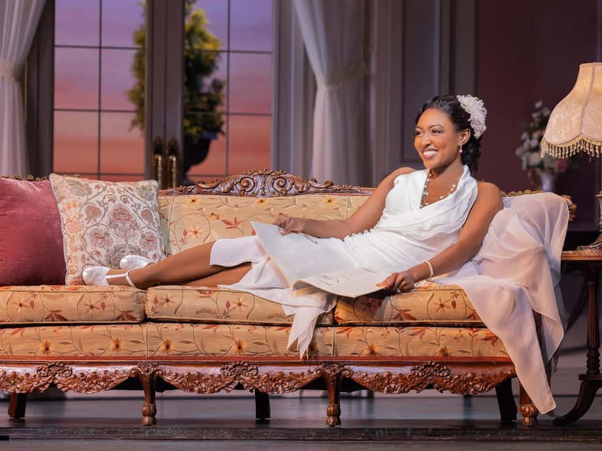 NYC: The Great Gatsby the Musical on Broadway - Jeremy Jordan and Eva Noblezada at the center