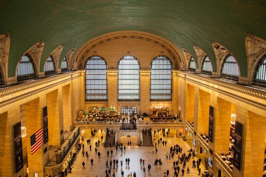 NYC: The Secrets of Grand Central Terminal - The clock, ceiling, and a costly design flaw