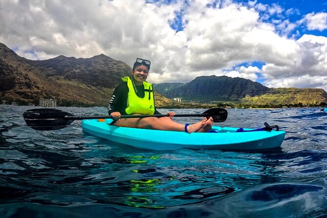 Oahu Dolphin and Snorkel Tour with Waikiki Pickup & Lunch - Snorkeling with Hawaiian green sea turtles