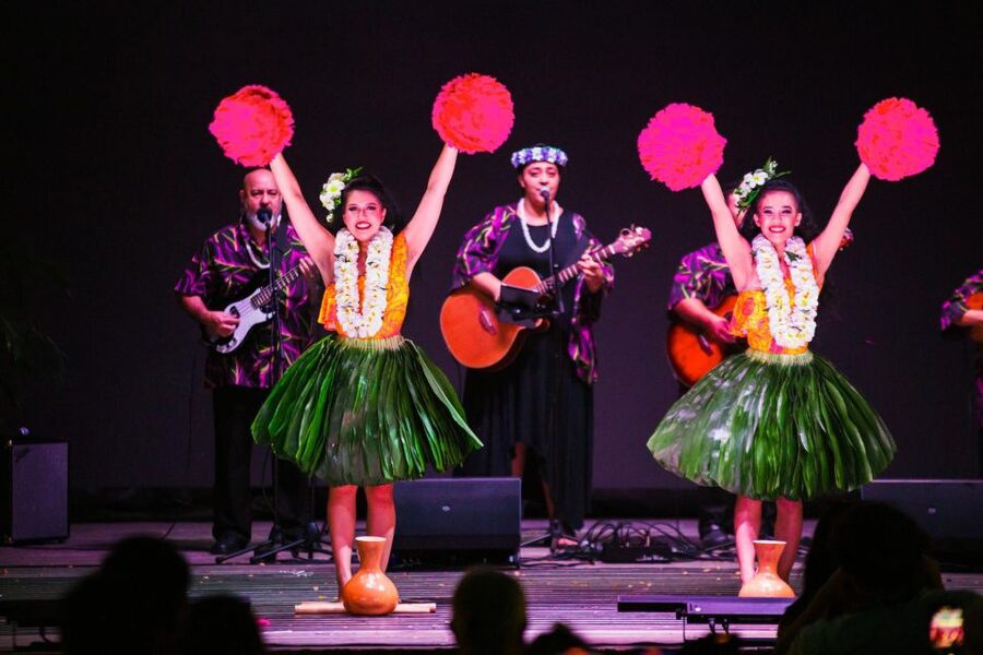 Oahu: Ka Moana Luau Dinner and Show at Aloha Tower - Key points to know before booking