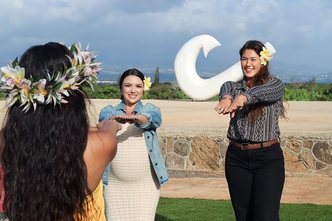 Oahu: Mauka Warriors Luau Honoring Polynesia's Forgotten History - The dance and fire-knife performance