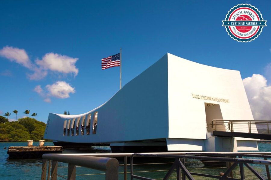 Oahu: Pearl Harbor, Arizona Memorial & Honolulu City Tour - Why the USS Arizona Memorial carries the day