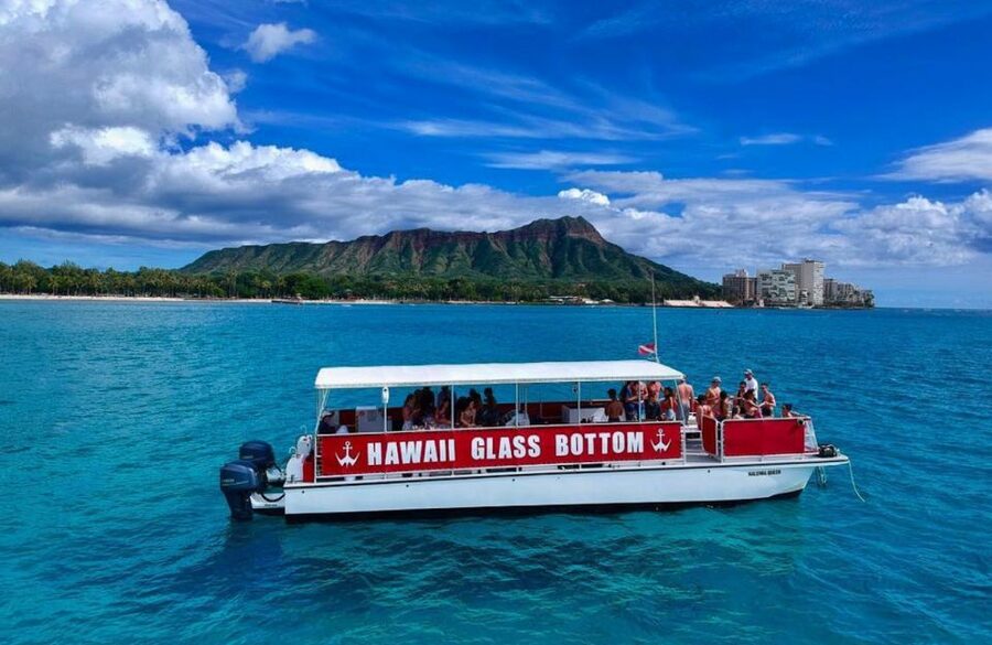 Oahu: Waikiki Glass Bottom Boat Sunset Cruise - What the Haleiwa Queen is like