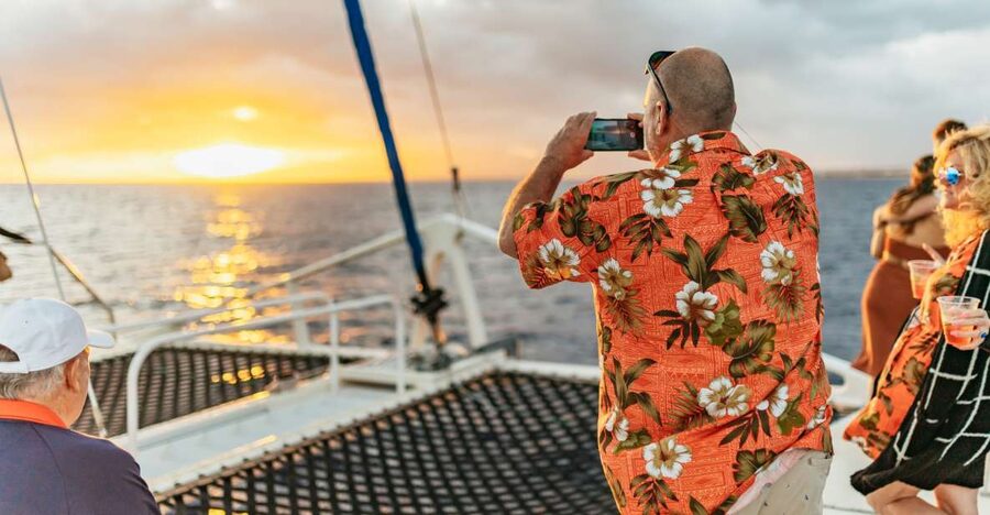 Oahu: Waikiki Sunset Catamaran Cocktail Cruise - Drinks, snacks, and the party-boat mood